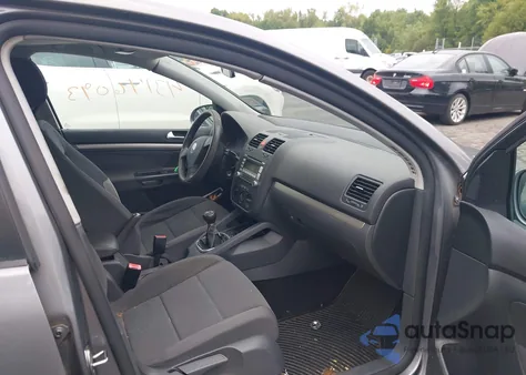 2008 Volkswagen Rabbit S из США, поврежденный, VIN WVWCB71K08W223728